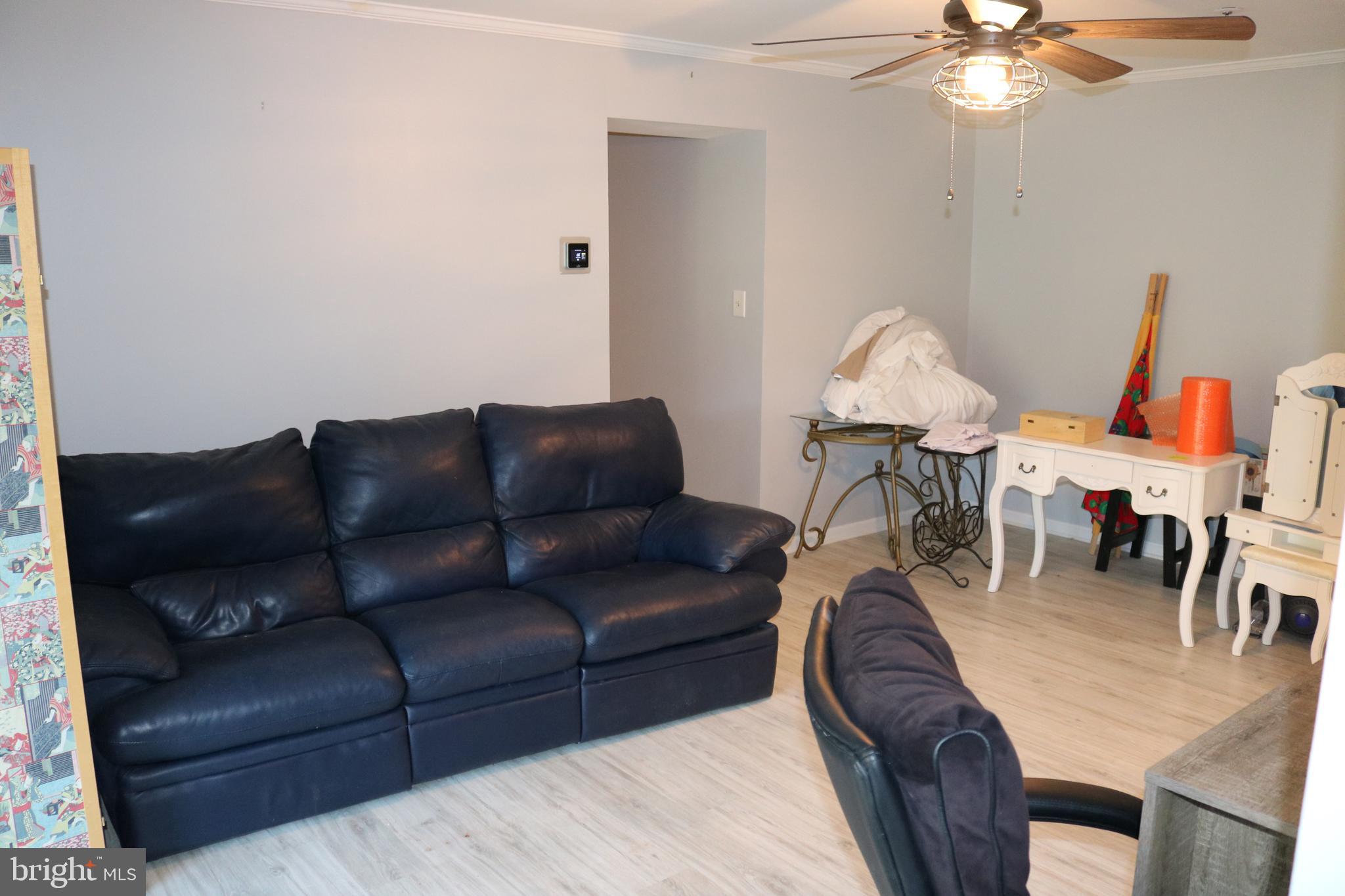 MONTGOMERY RUN - Residential