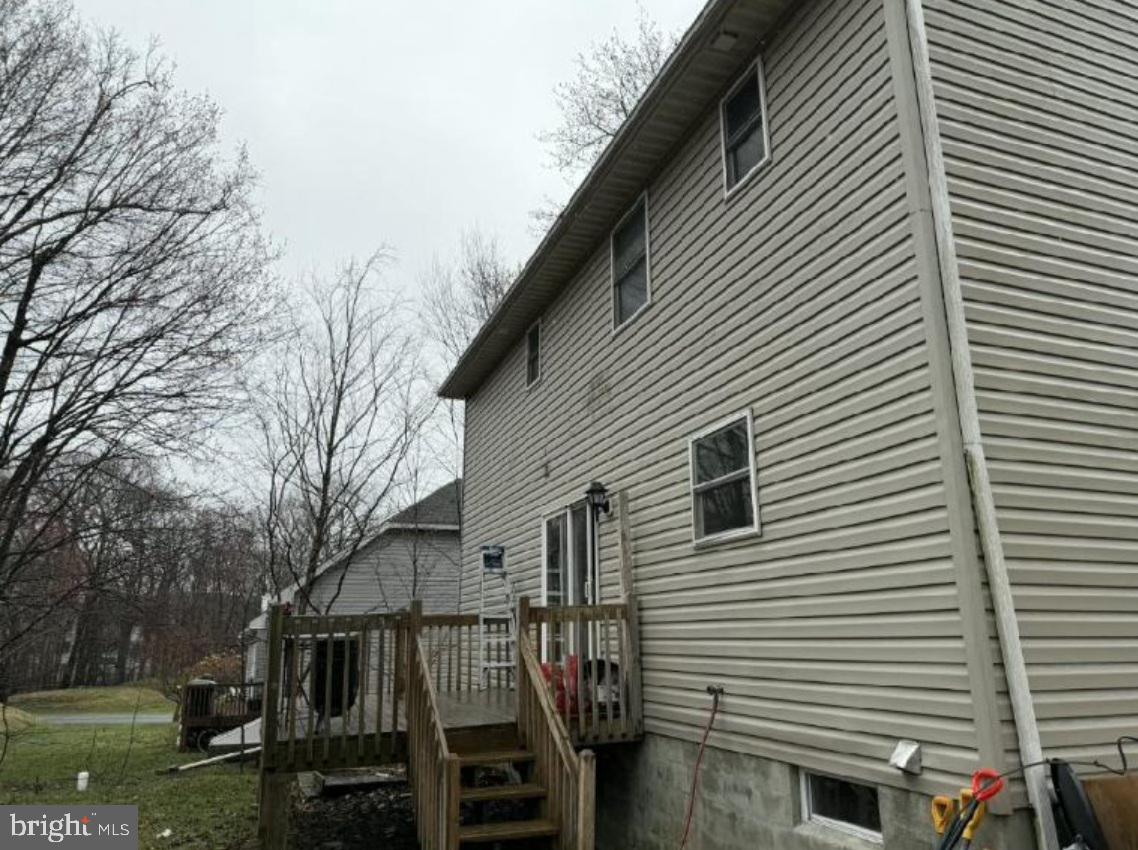 POCONO FARMS EAST - Residential