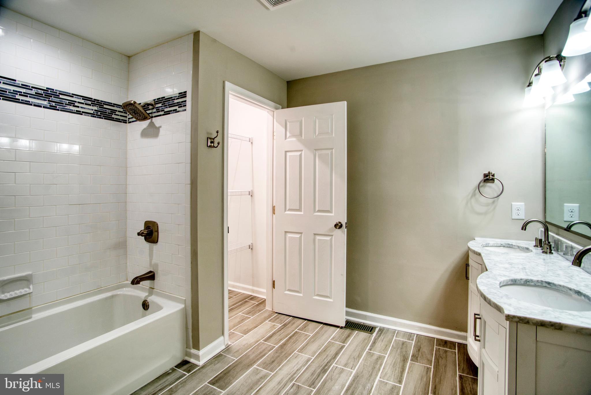 INDIAN HEAD MANOR SUB - Residential