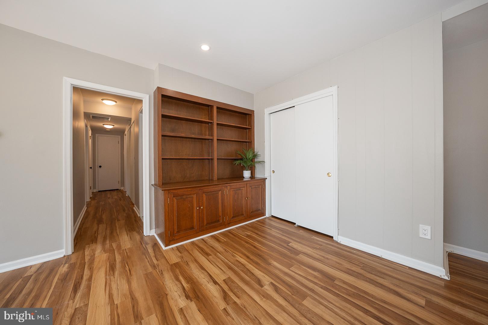 IVYSIDE - Residential