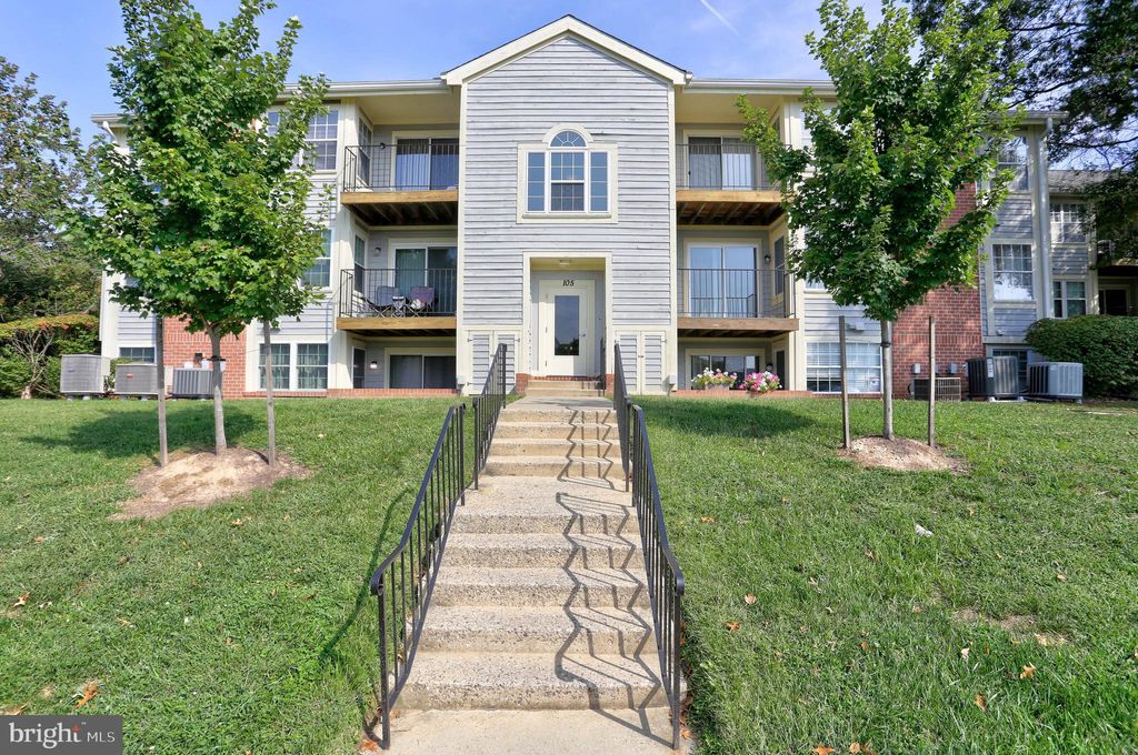 Photo of 105 Water Fountain Way #203, GLEN BURNIE, MD 21060 (MLS # MDAA2127992)