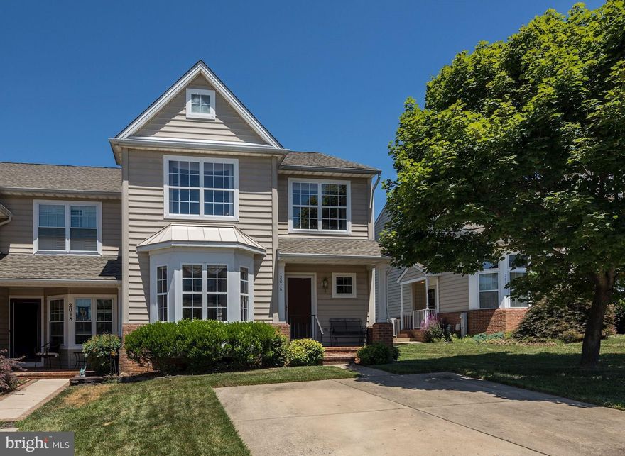 Just Updated!  All wallpaper has been removed and the home now features fresh, modern paint colors,  Even if you've seen it before, come back for a second look! NEW PHOTOS COMING SOONEnd of group close to schools and shopping. Spacious kitchen with access to screen porch overlooking common area.  Owners  suite with walk in closet and spacious bath, including double vanity.  Lower level finished with fourth bedroom/craft room/office, half bath (with space to add shower) and offering walkout and full window for natural light.