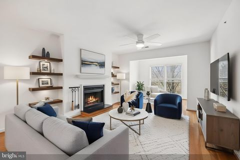 3175 SUMMIT SQUARE DRIVE 5-E3 OAKTON VA 22124