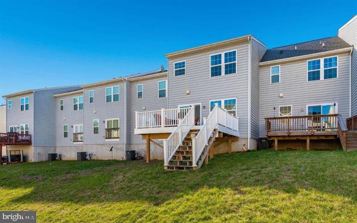 POTOMAC STATION - Residential Lease