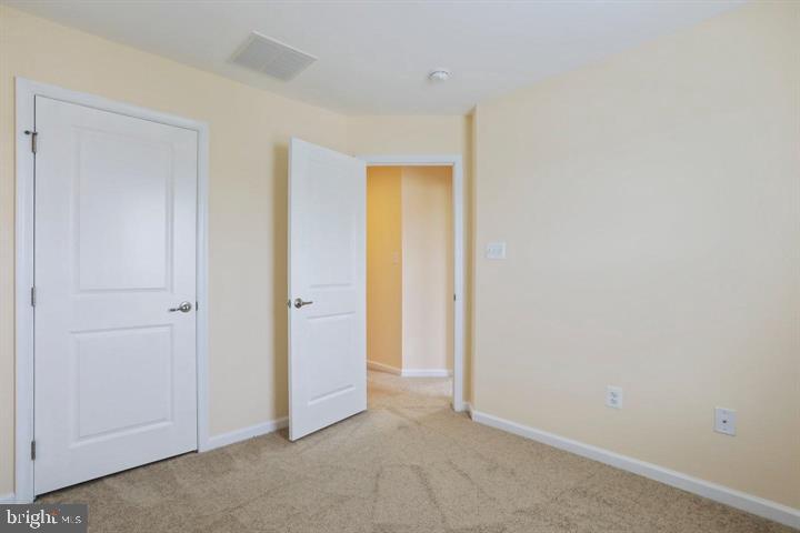 POTOMAC STATION - Residential Lease