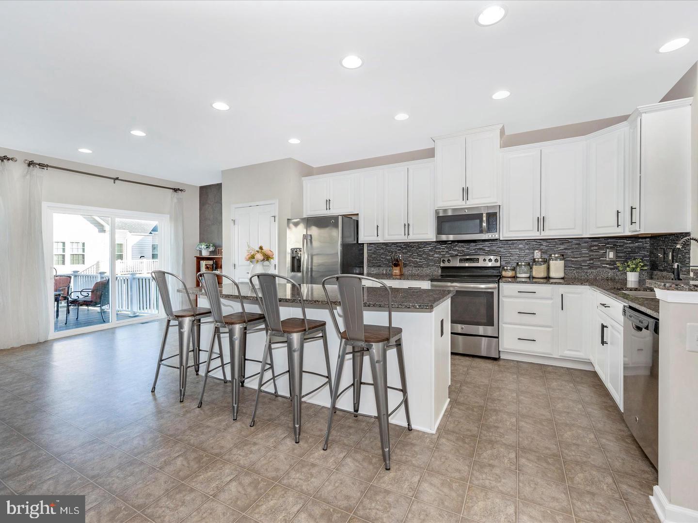 POTOMAC STATION - Residential Lease