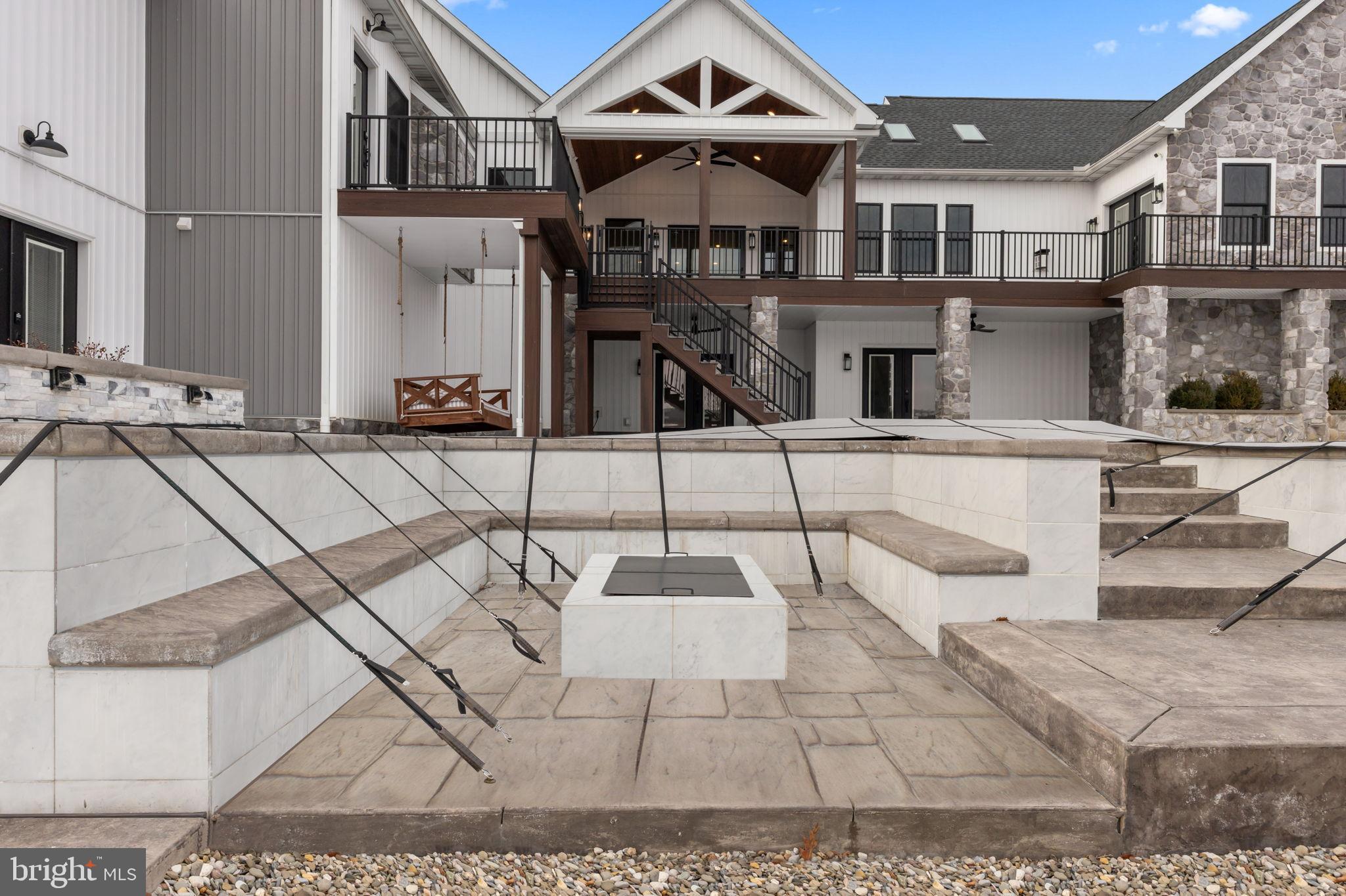 KUTZTOWN - Residential