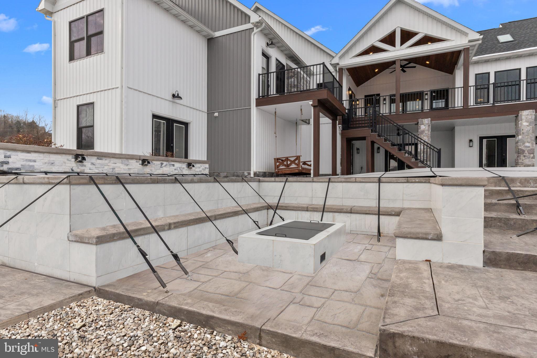 KUTZTOWN - Residential