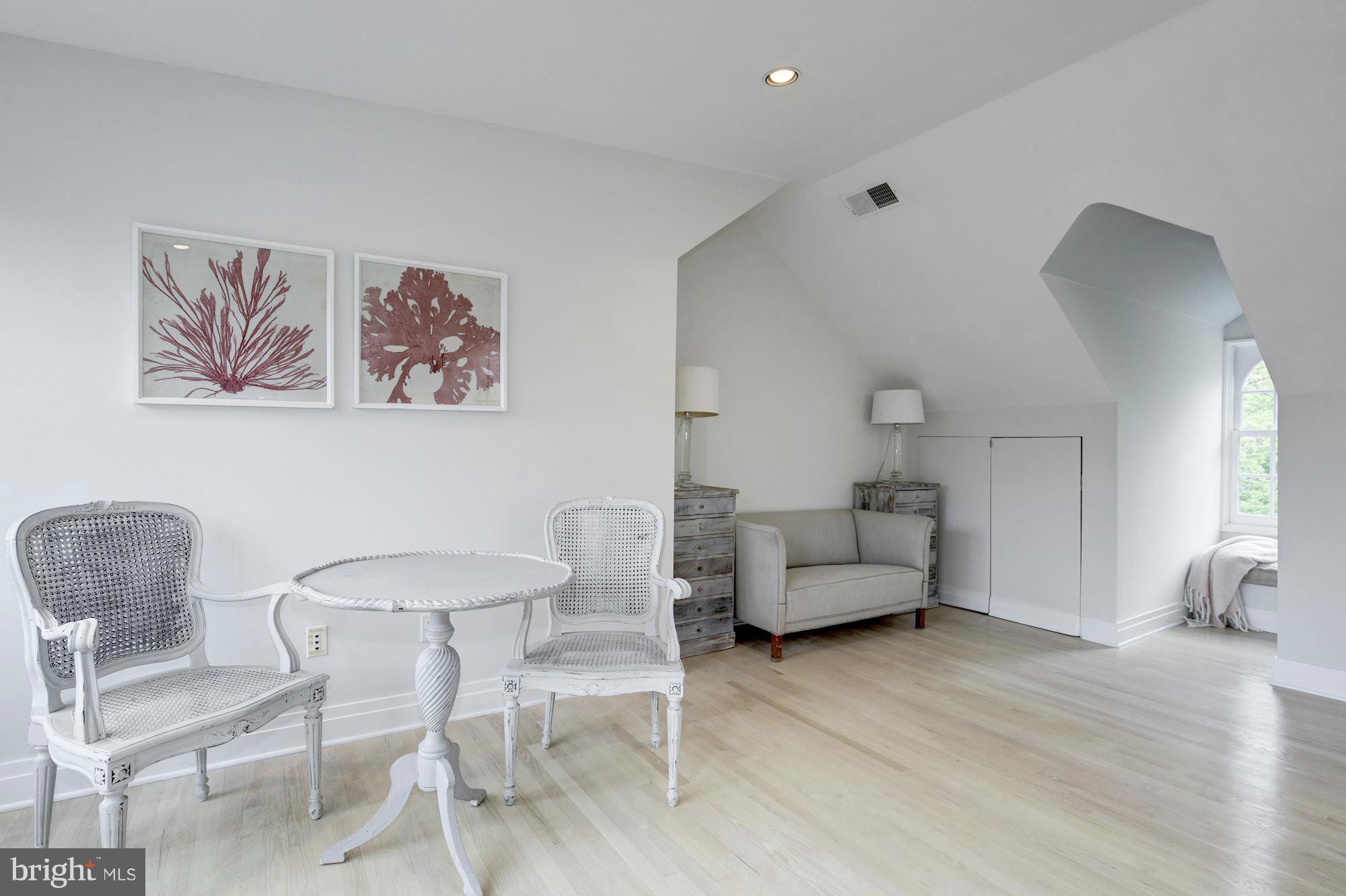 GEORGETOWN - Residential
