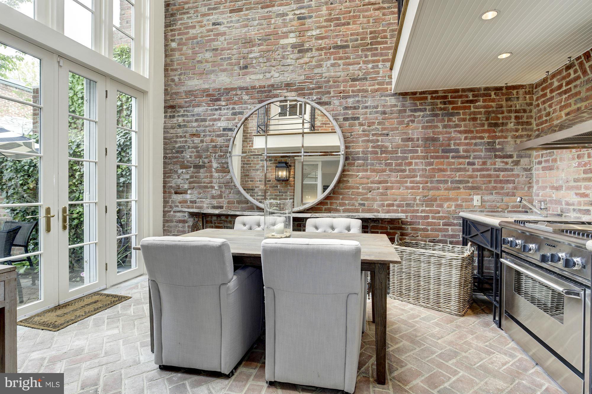 GEORGETOWN - Residential