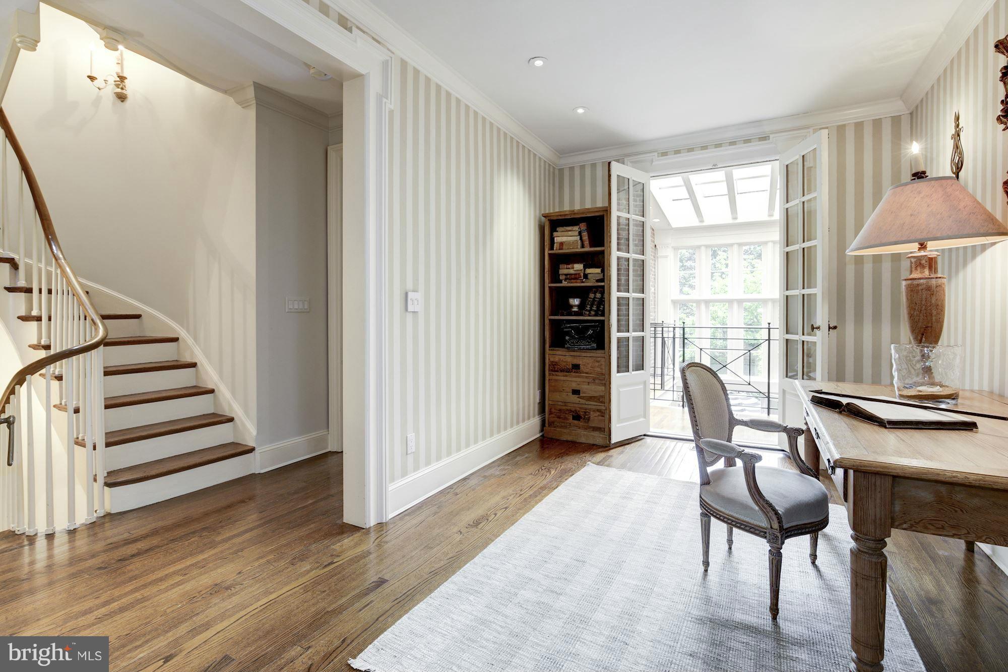 GEORGETOWN - Residential