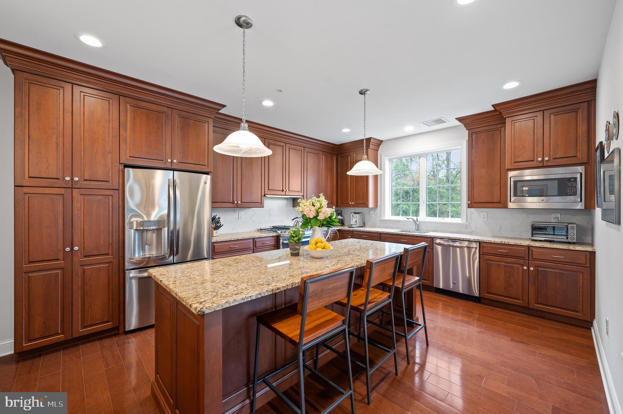 ATHERTYN - Residential