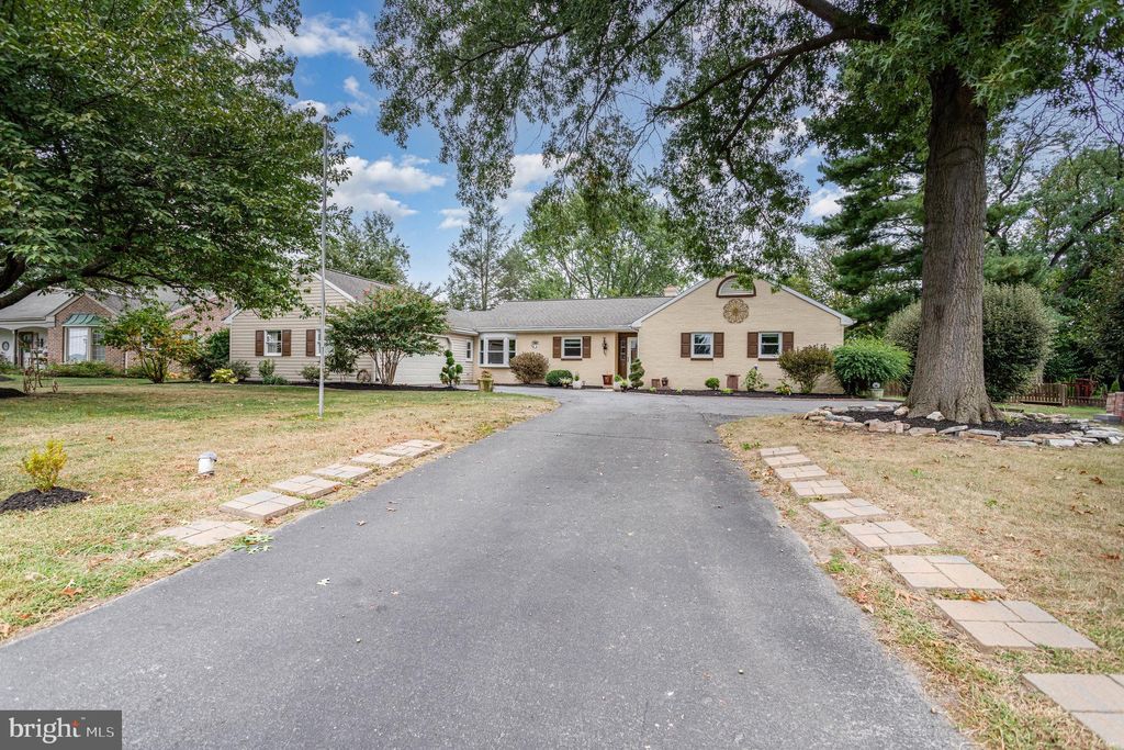 Photo of 1607 Silver Spring Road, LANDISVILLE, PA 17538 (MLS # PALA2076792)