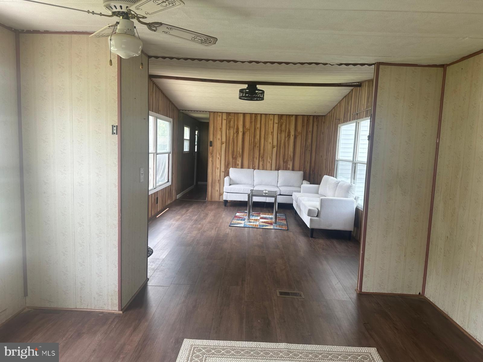 PINE MANOR MHP - Residential