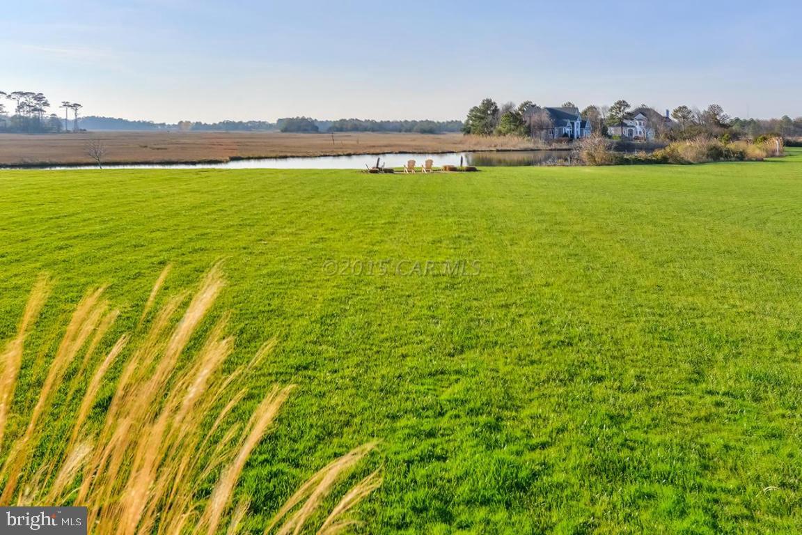 LIGHTHOUSE SOUND - Residential