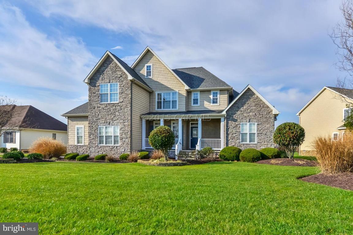 LIGHTHOUSE SOUND - Residential