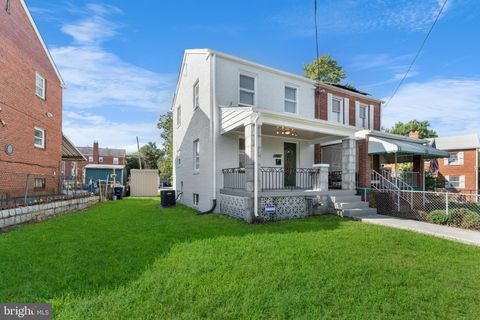 1811 T PLACE SE WASHINGTON DC 20020