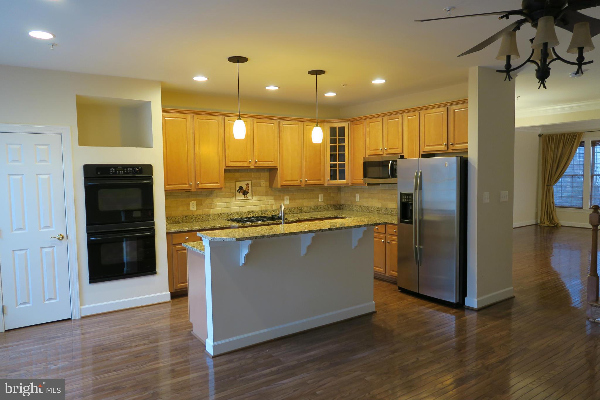 KING FARM BAILEYS COMMON - Residential Lease