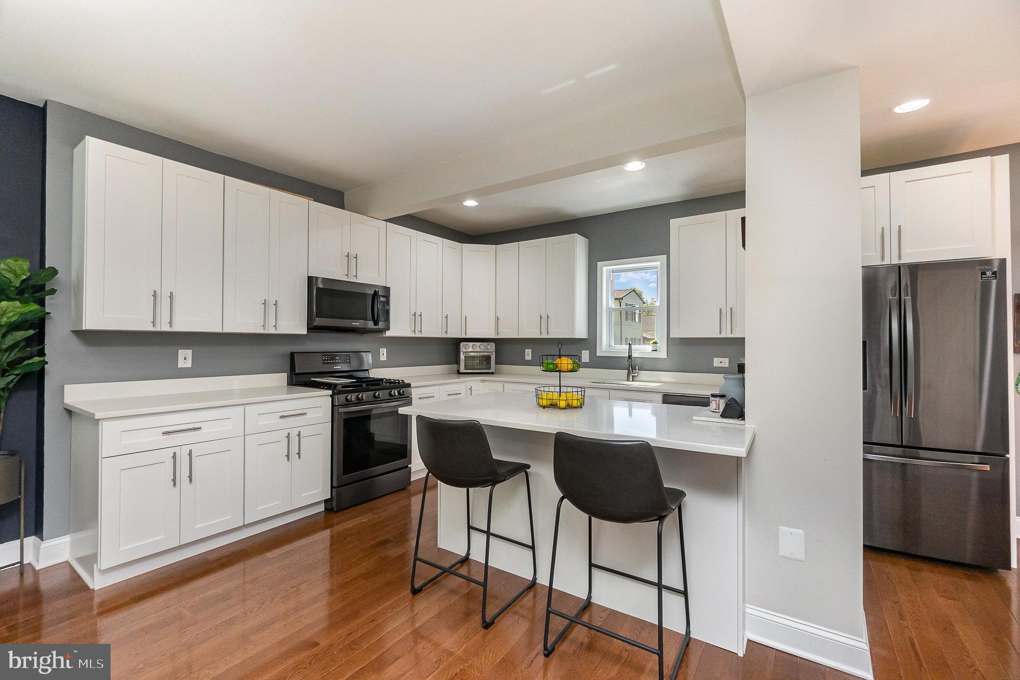 PARKVILLE - Residential