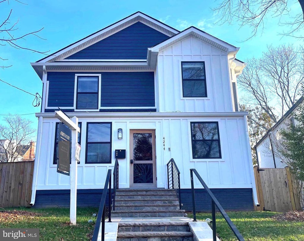 Photo of 4244 Alton Place NW, WASHINGTON, DC 20016 (MLS # DCDC2266334)