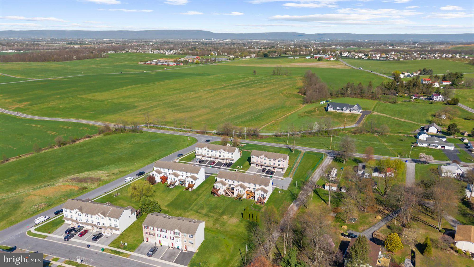 MOUNTAIN SHADOWS - Residential