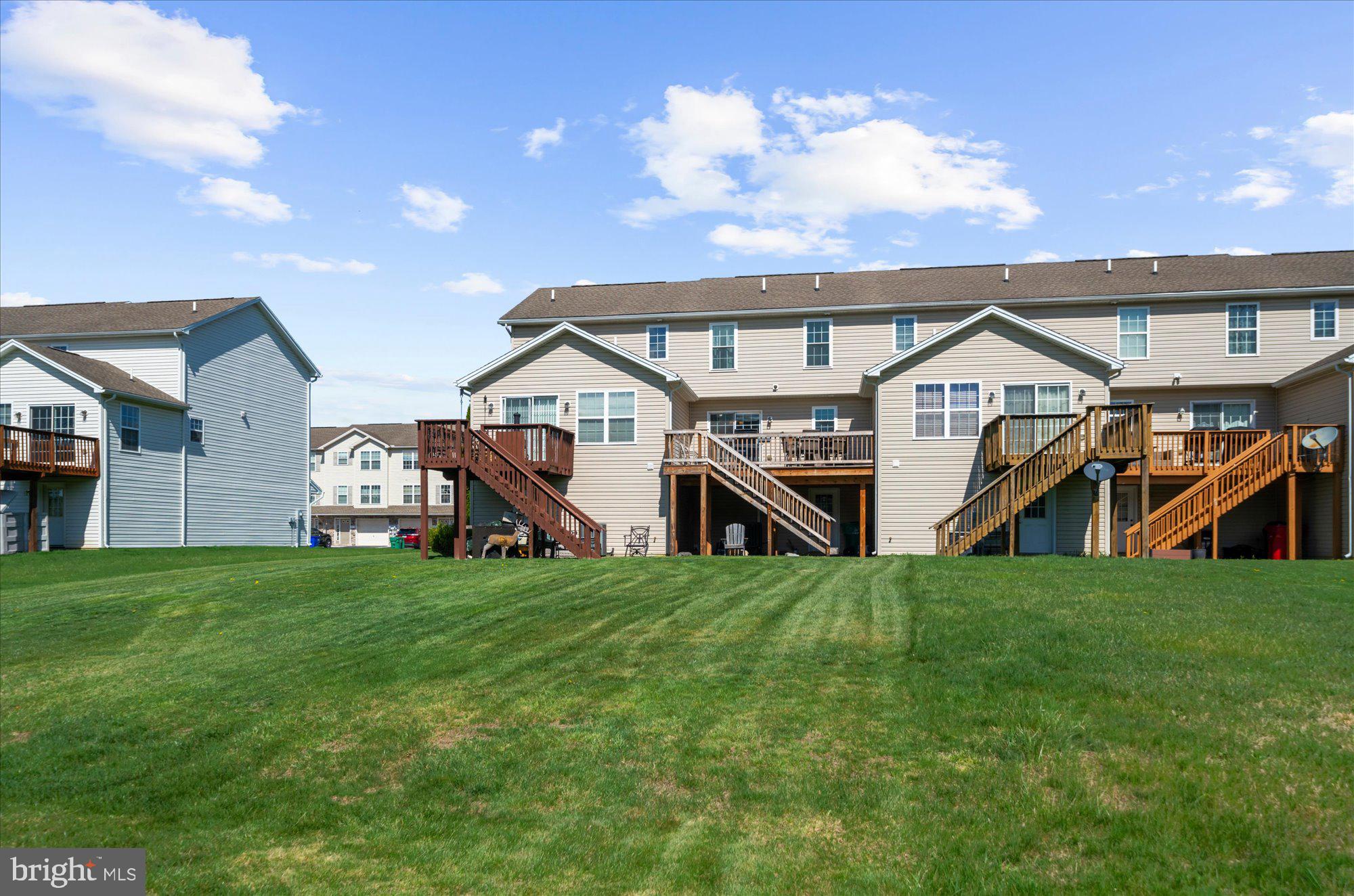 MOUNTAIN SHADOWS - Residential