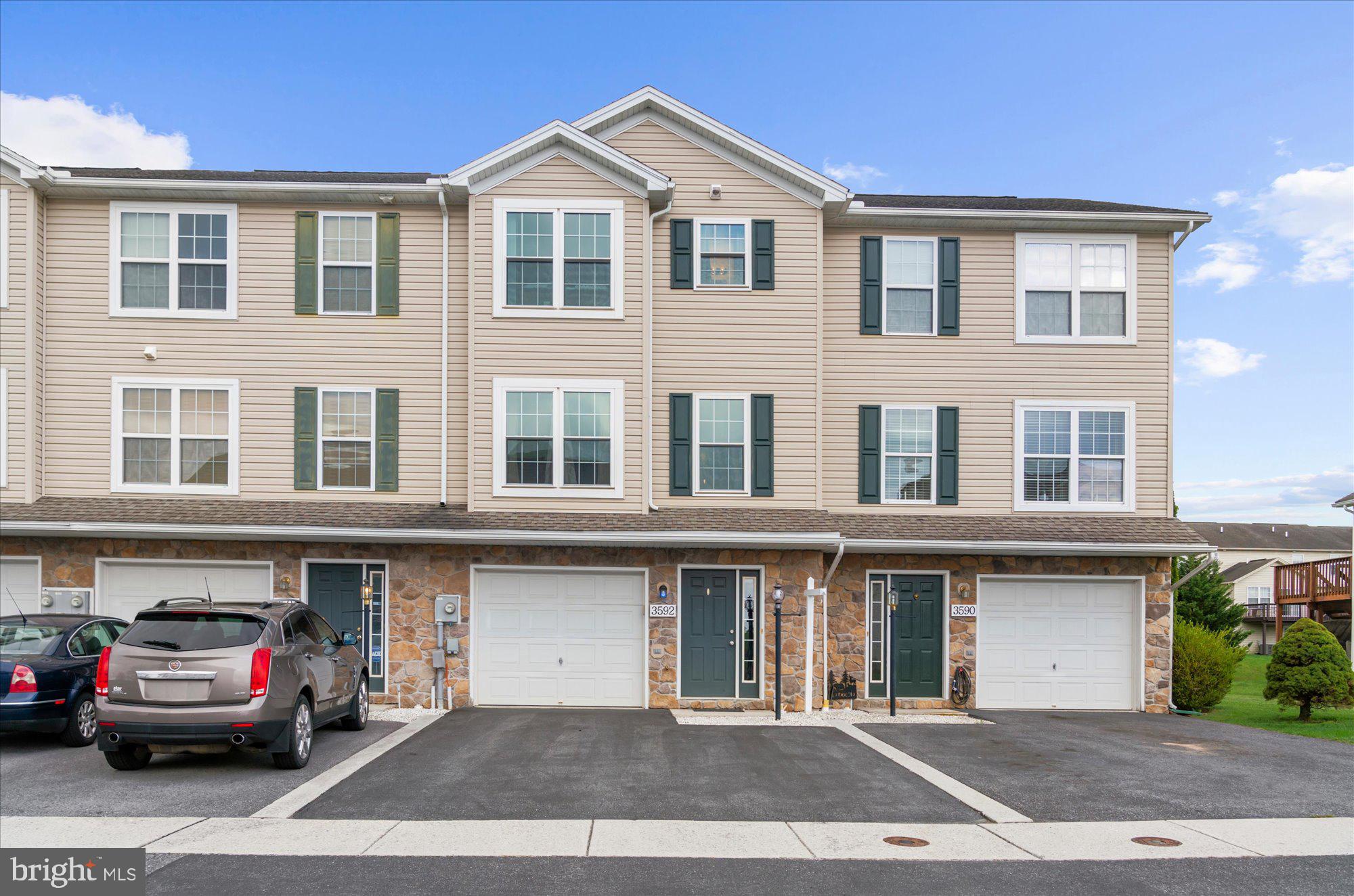 MOUNTAIN SHADOWS - Residential