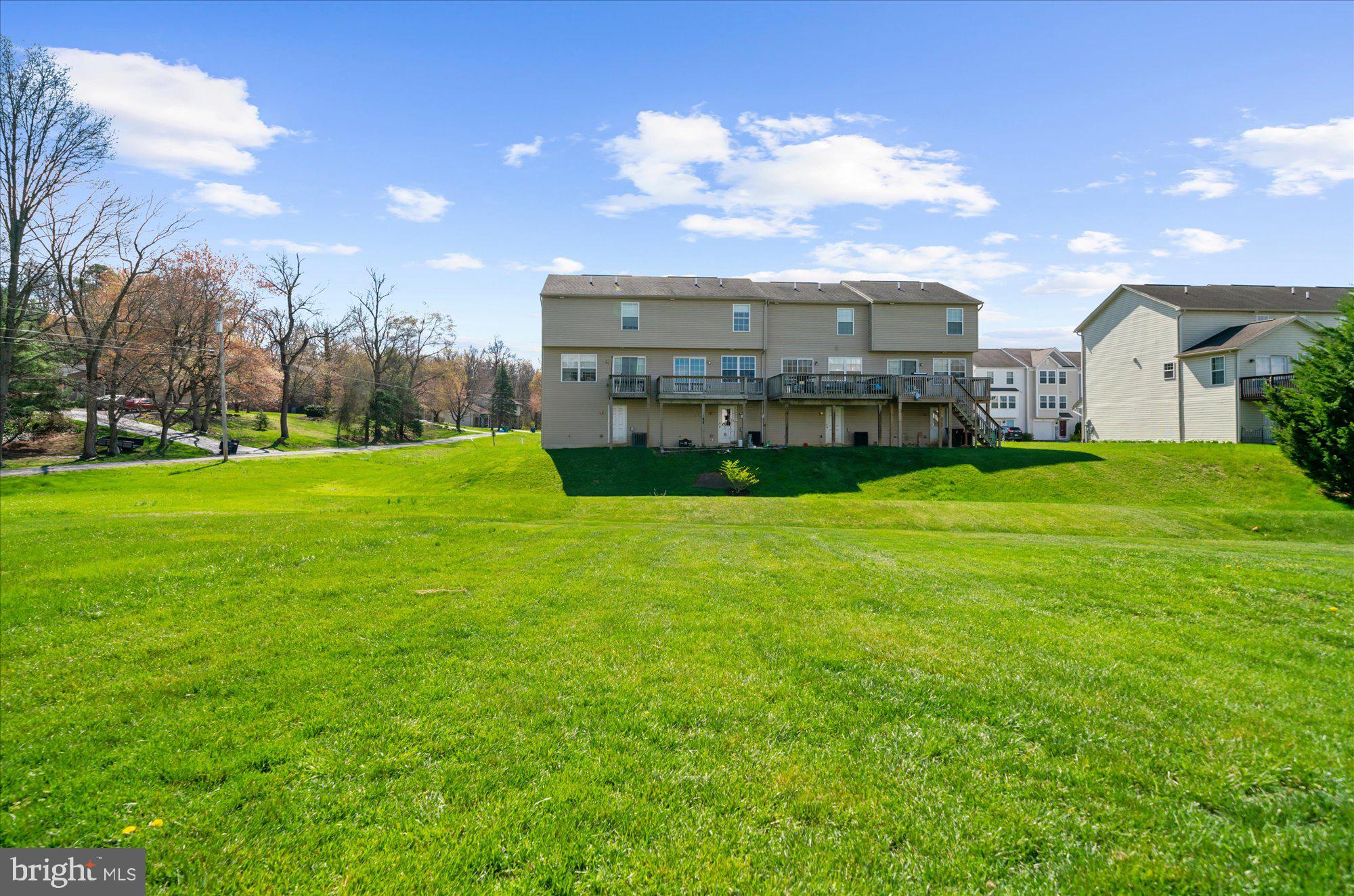 MOUNTAIN SHADOWS - Residential