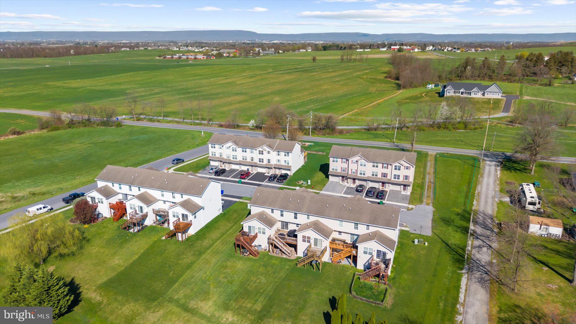 MOUNTAIN SHADOWS - Residential