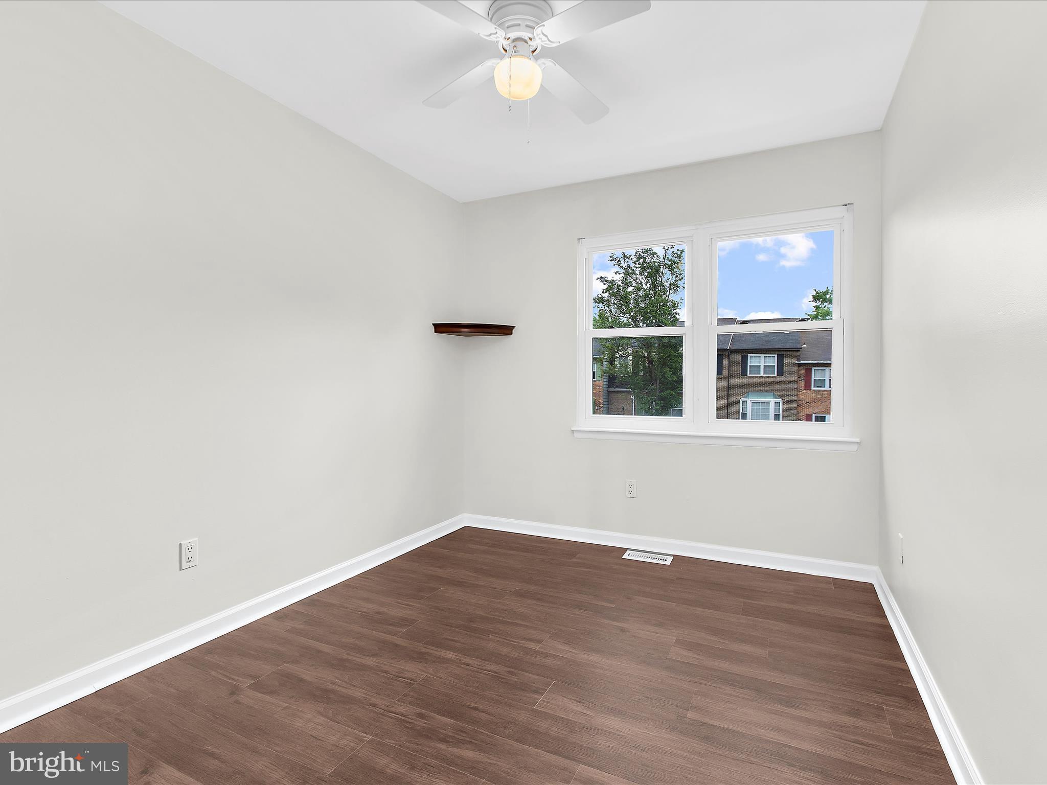 CROFTON VILLAGE - Residential Lease