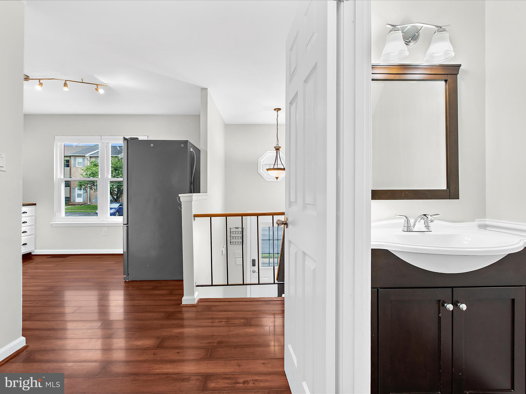 CROFTON VILLAGE - Residential Lease