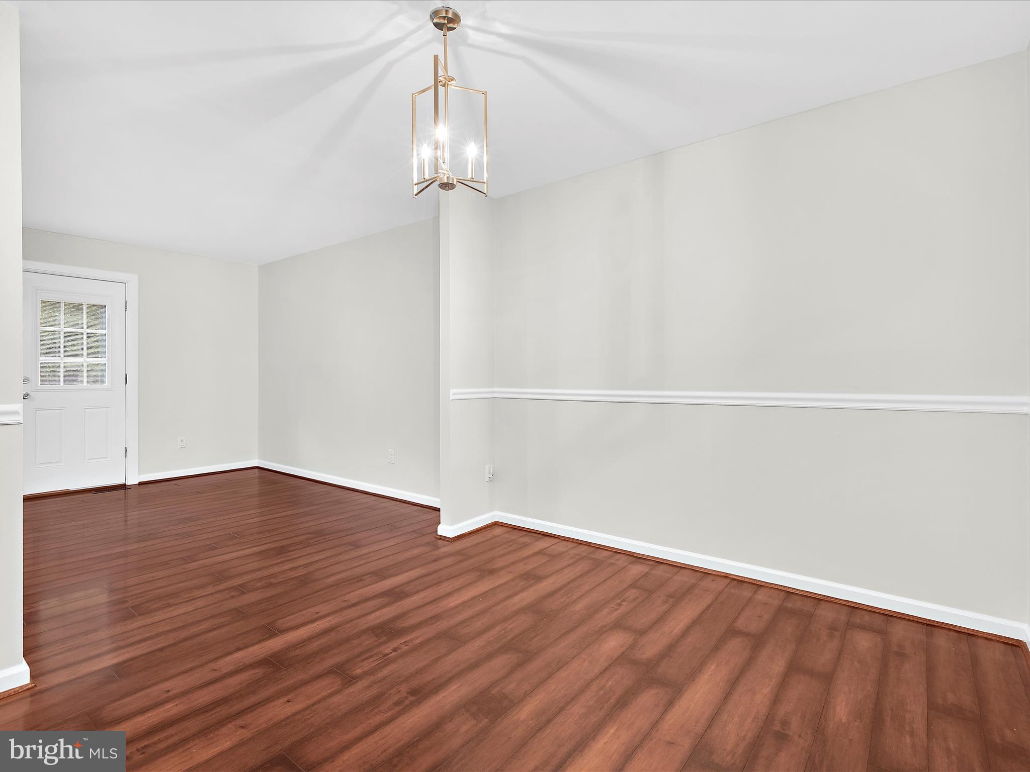 2499 VINEYARD LANE
