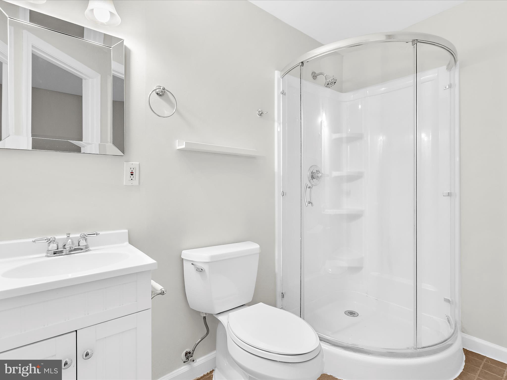 CROFTON VILLAGE - Residential Lease