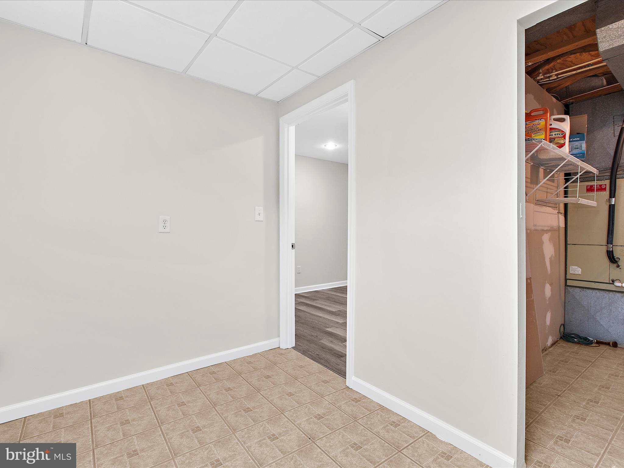 CROFTON VILLAGE - Residential Lease