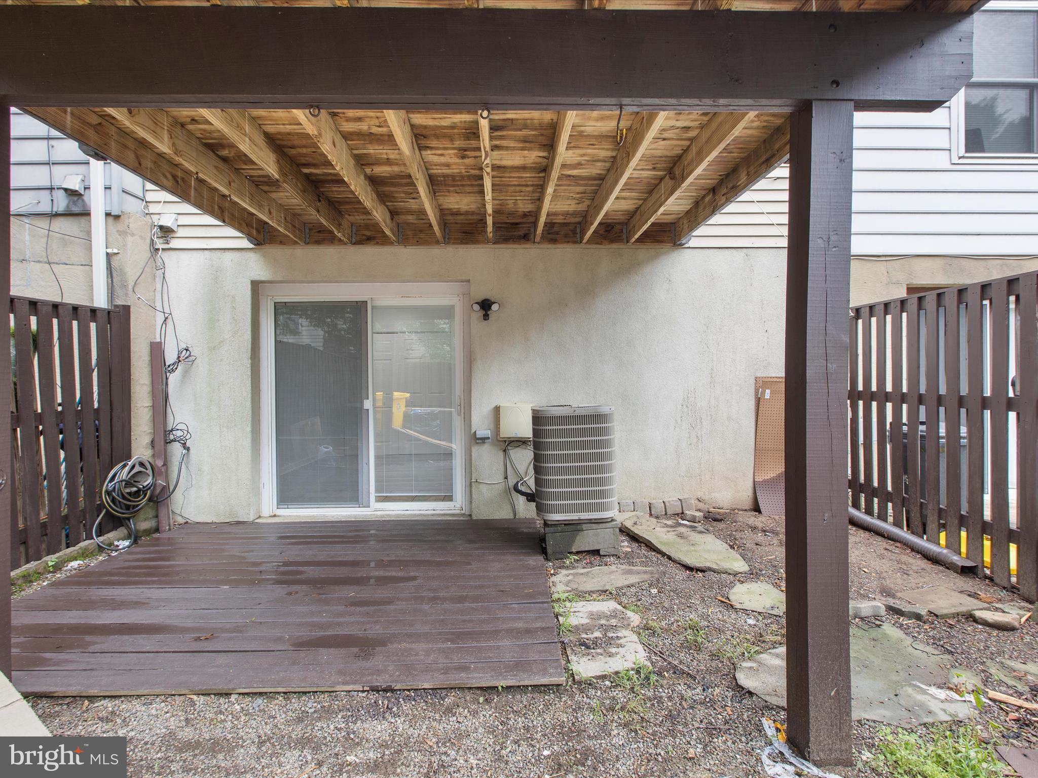 CROFTON VILLAGE - Residential Lease