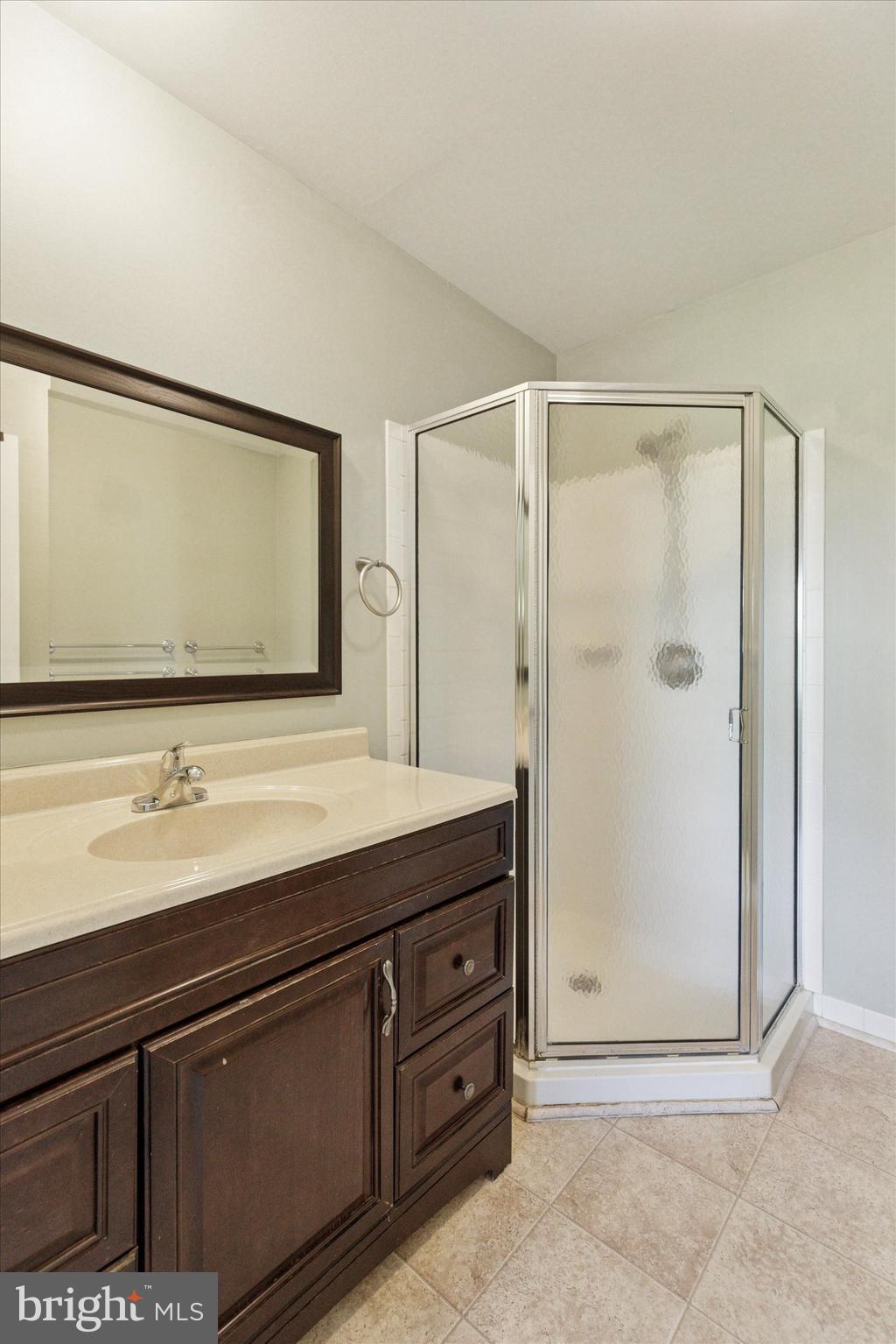 WETHERSFIELD - Residential