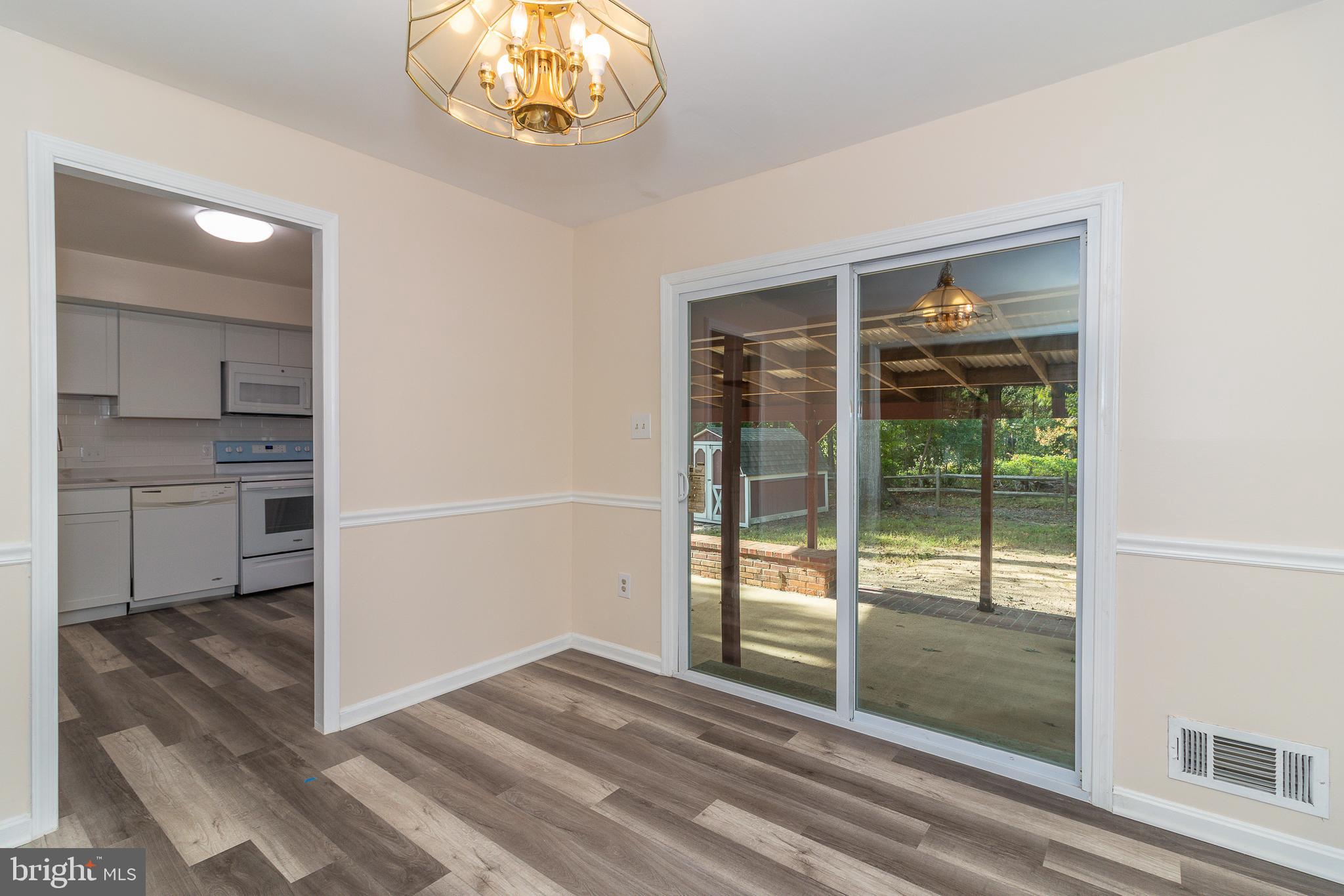 LAKE RIDGE - Residential