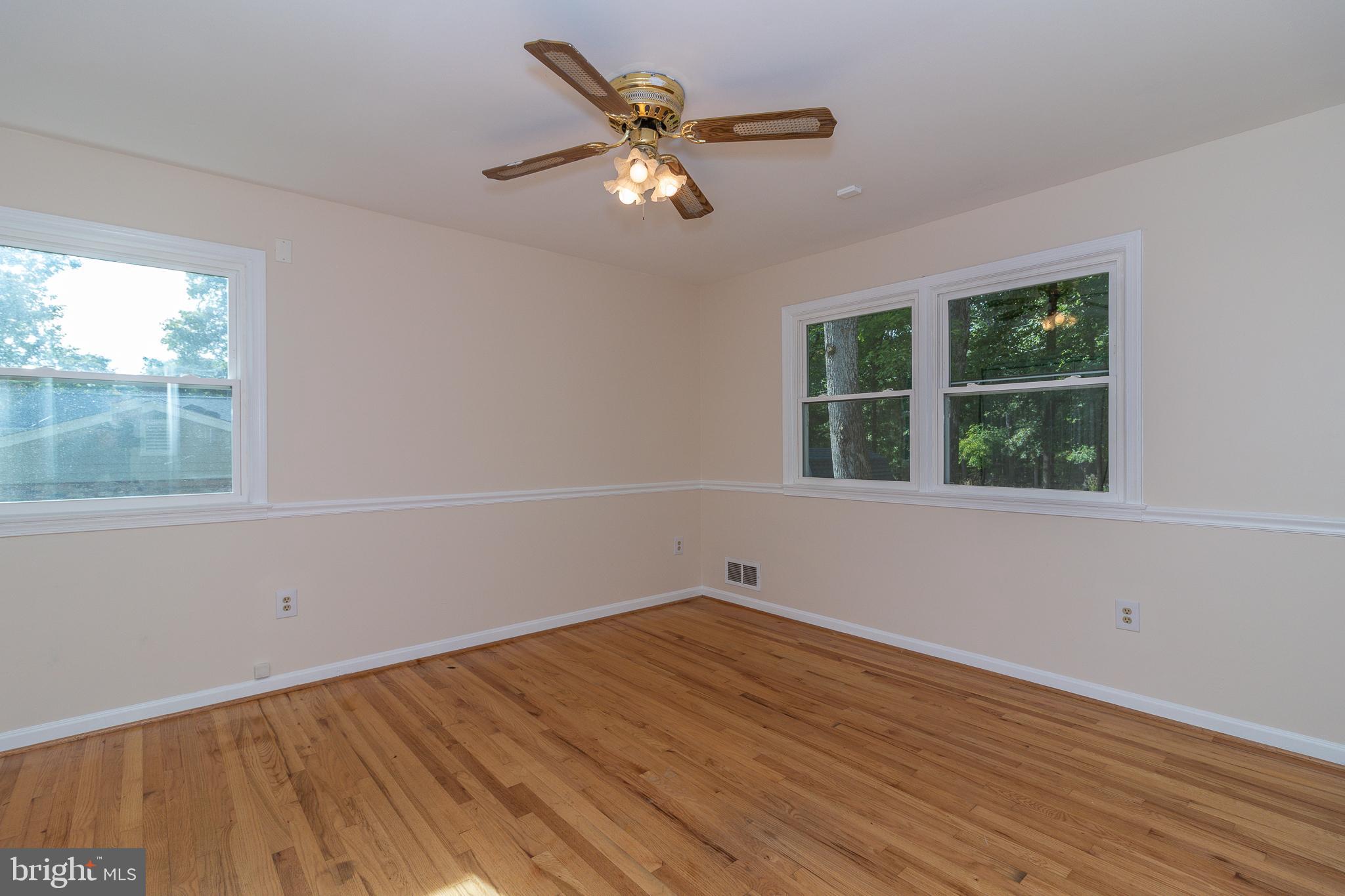 LAKE RIDGE - Residential