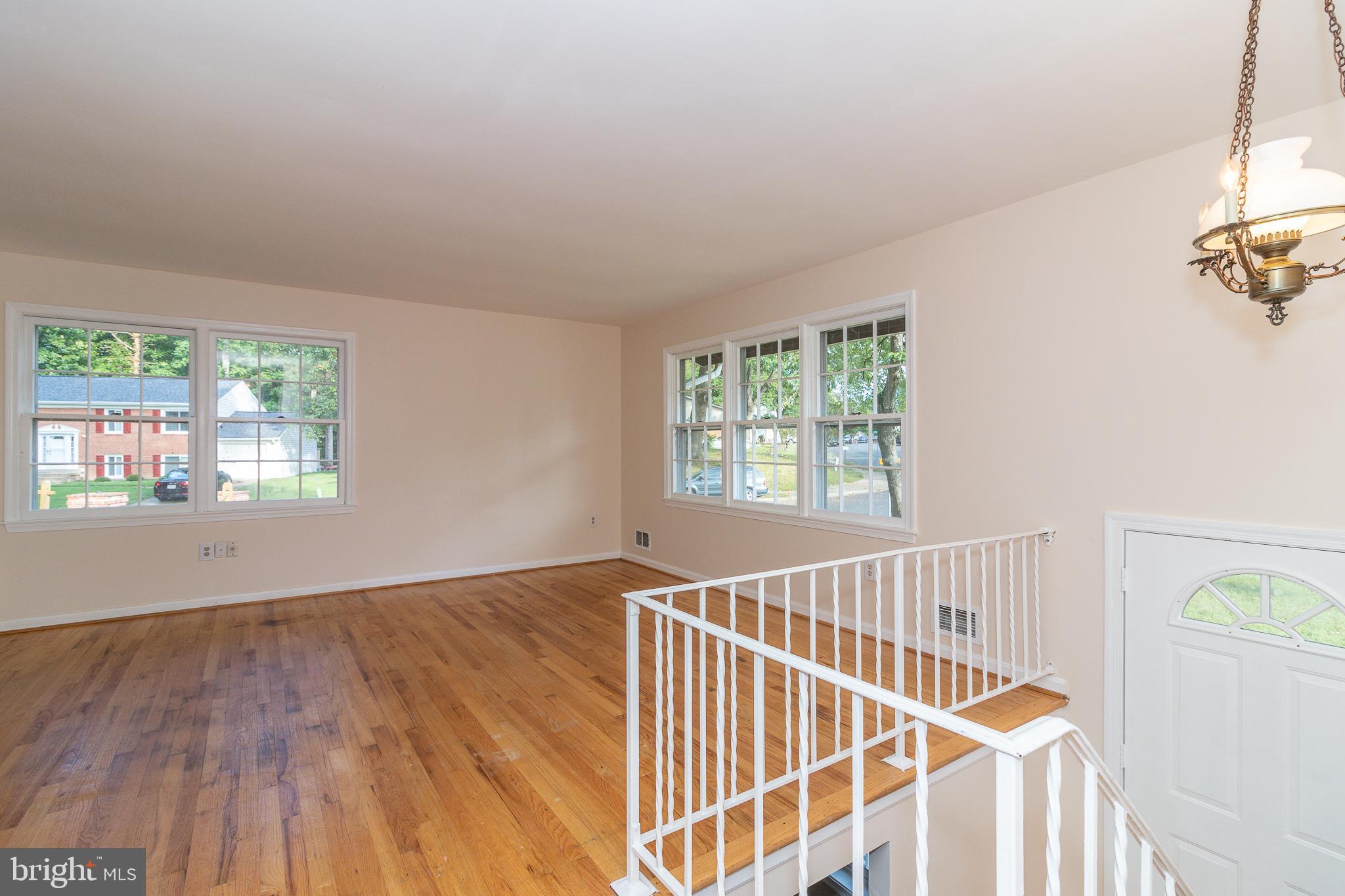 LAKE RIDGE - Residential