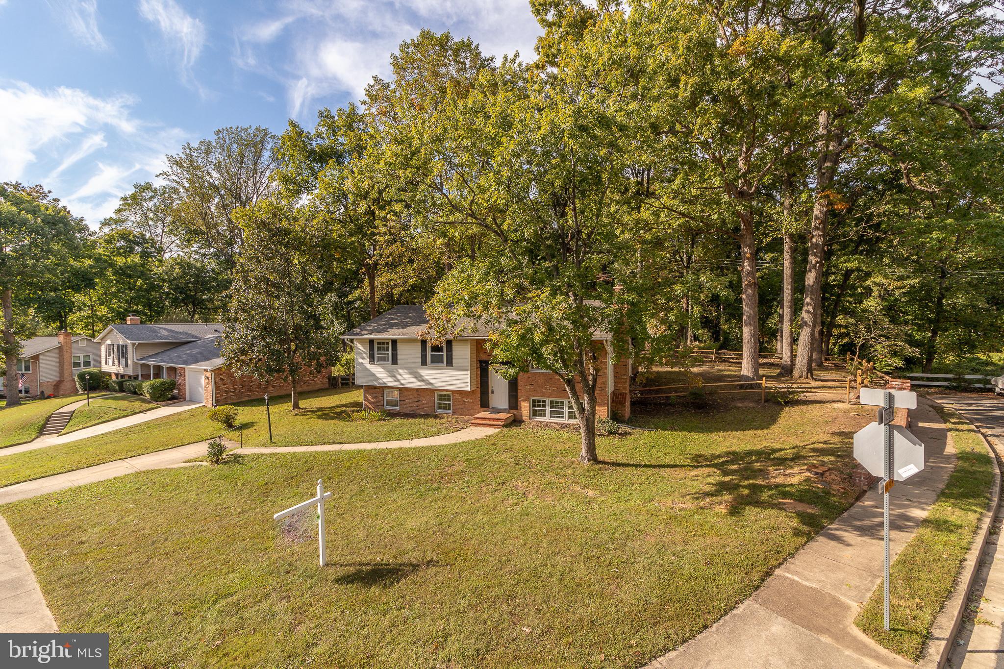 LAKE RIDGE - Residential