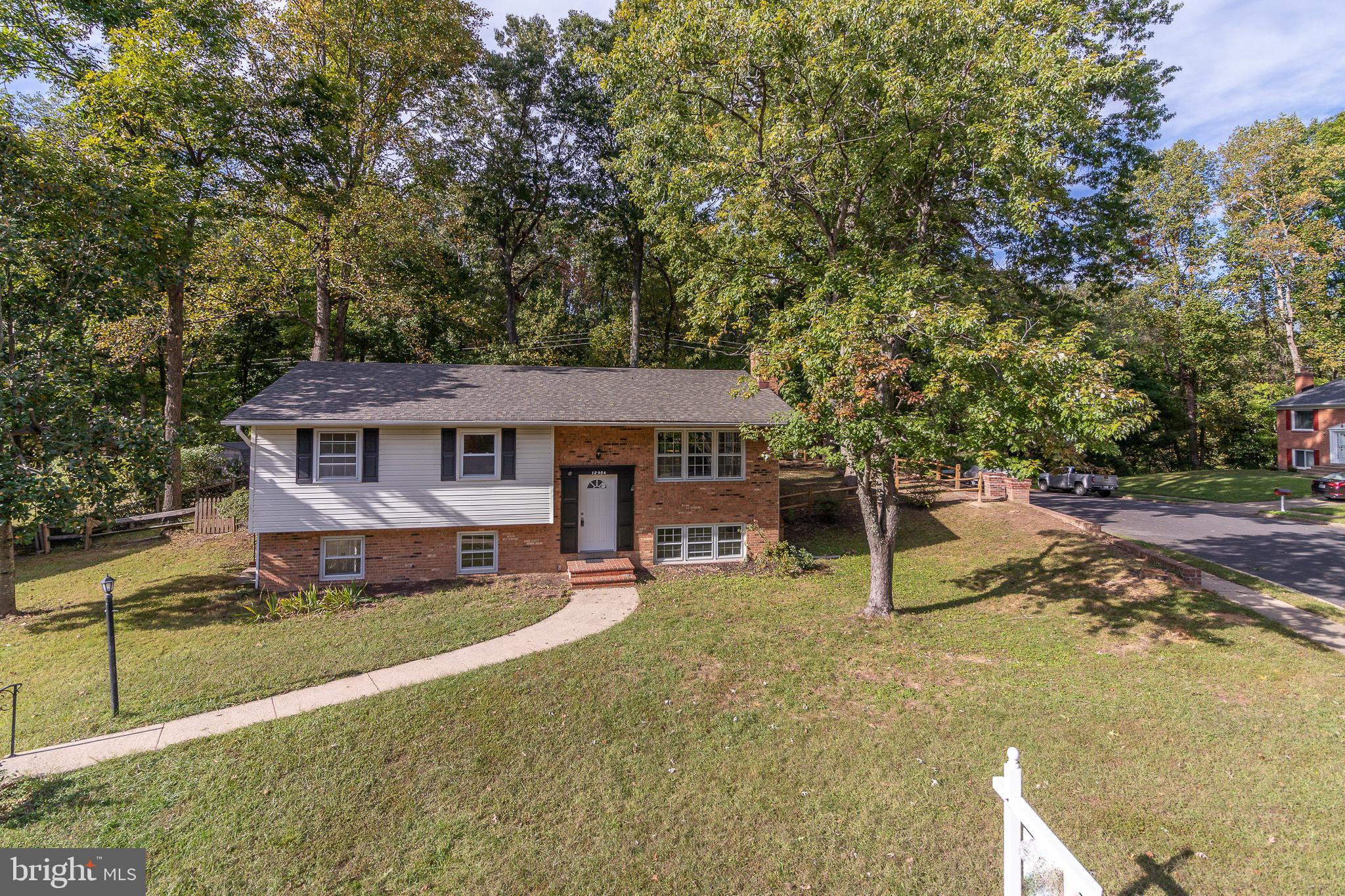 LAKE RIDGE - Residential