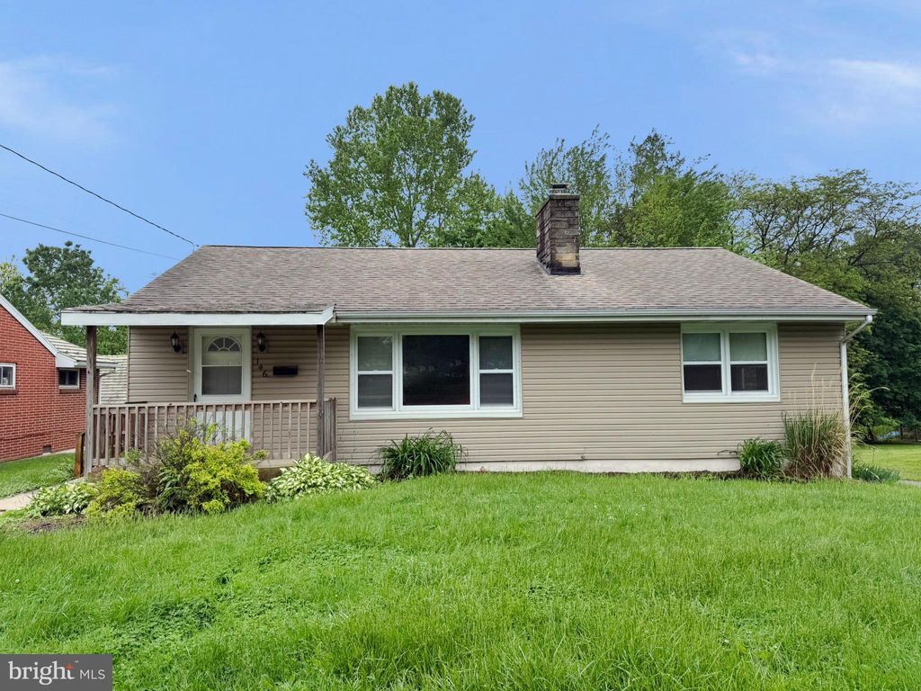 Photo of 146 W Hummelstown Street, ELIZABETHTOWN, PA 17022 (MLS # PALA2070068)