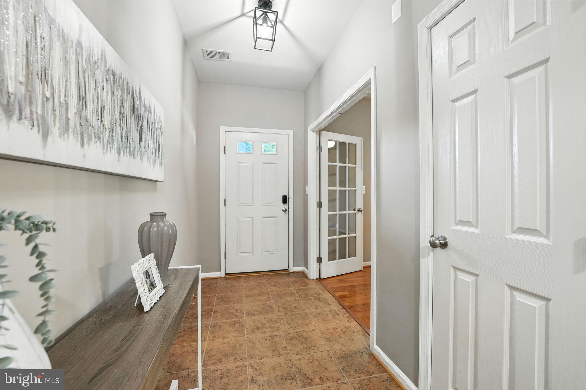 2804 PIPER GLENN COURT