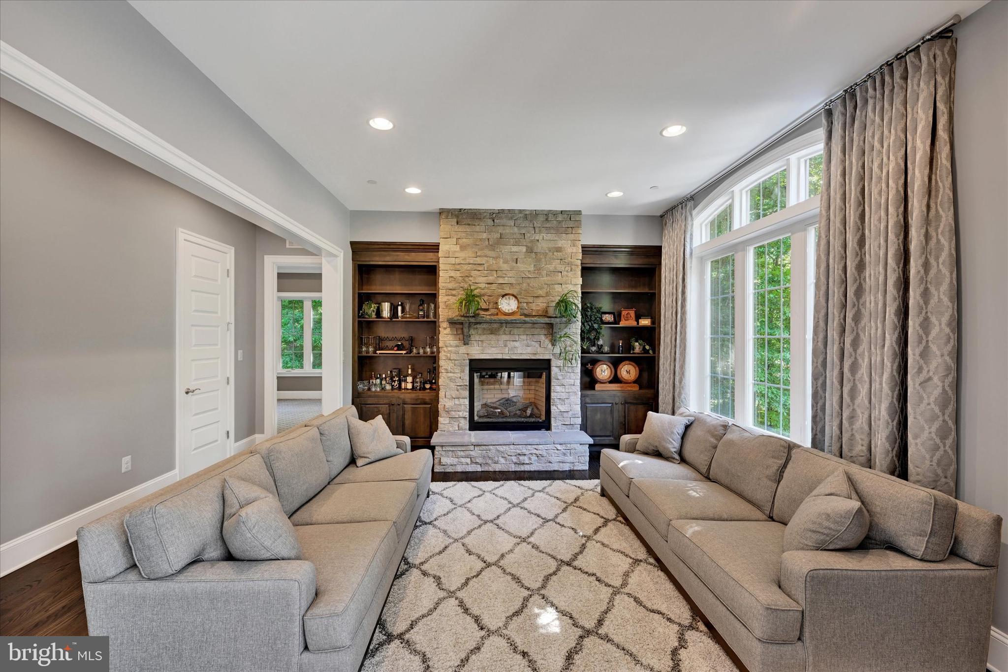 LYONSWOOD - Residential