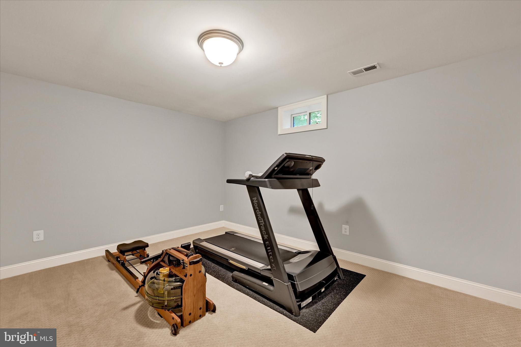 LYONSWOOD - Residential