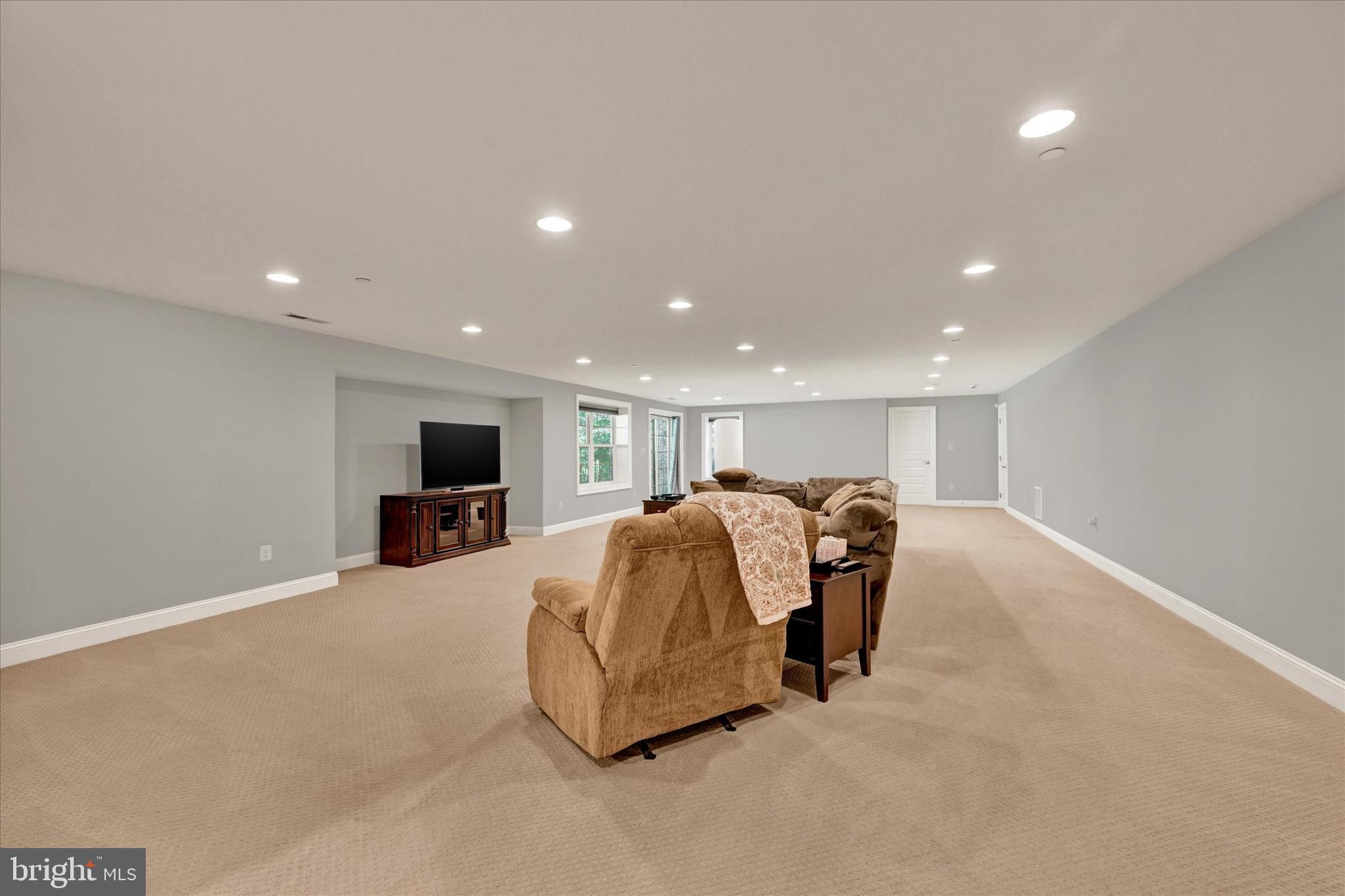 LYONSWOOD - Residential