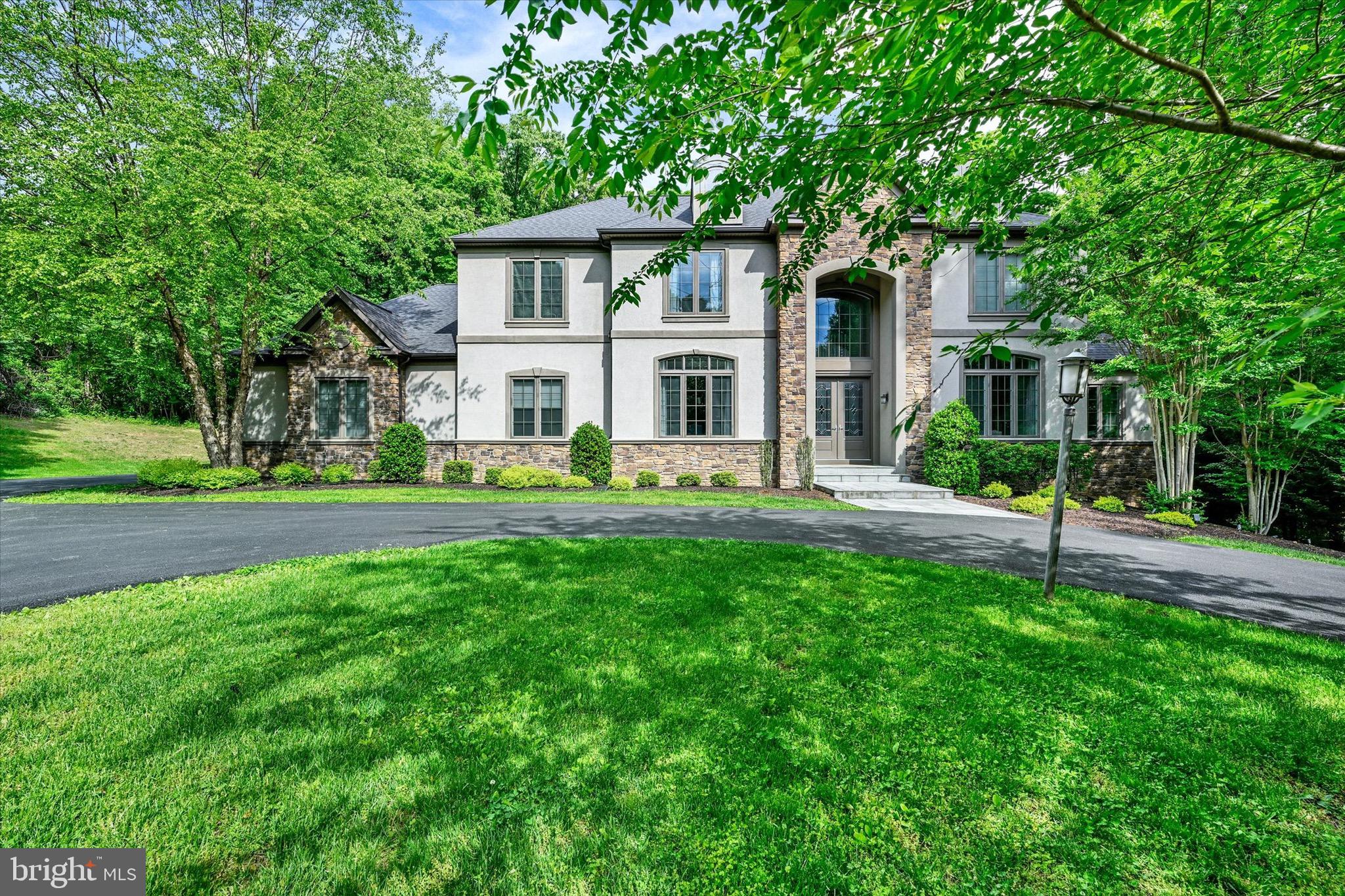 LYONSWOOD - Residential
