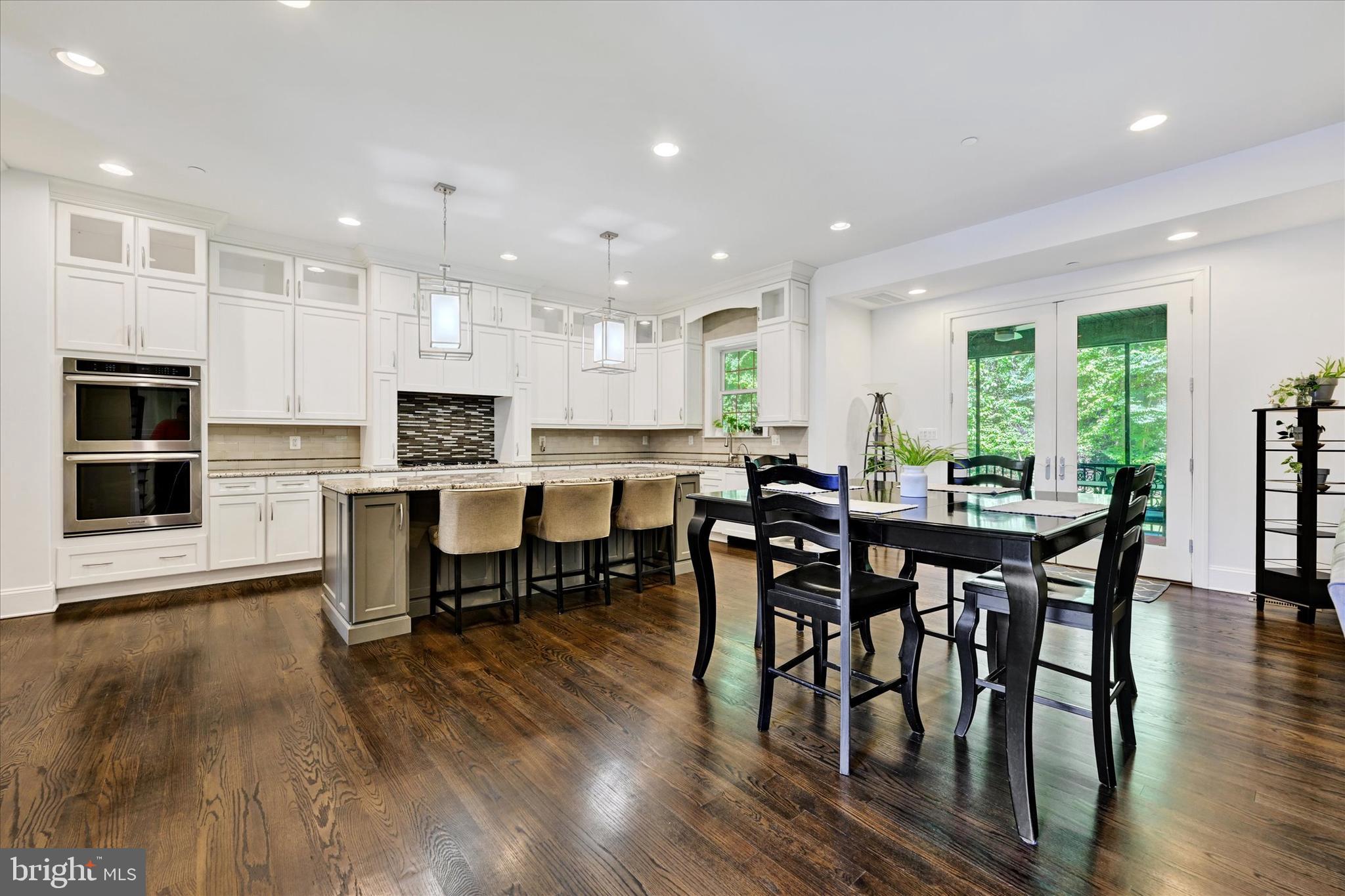 LYONSWOOD - Residential