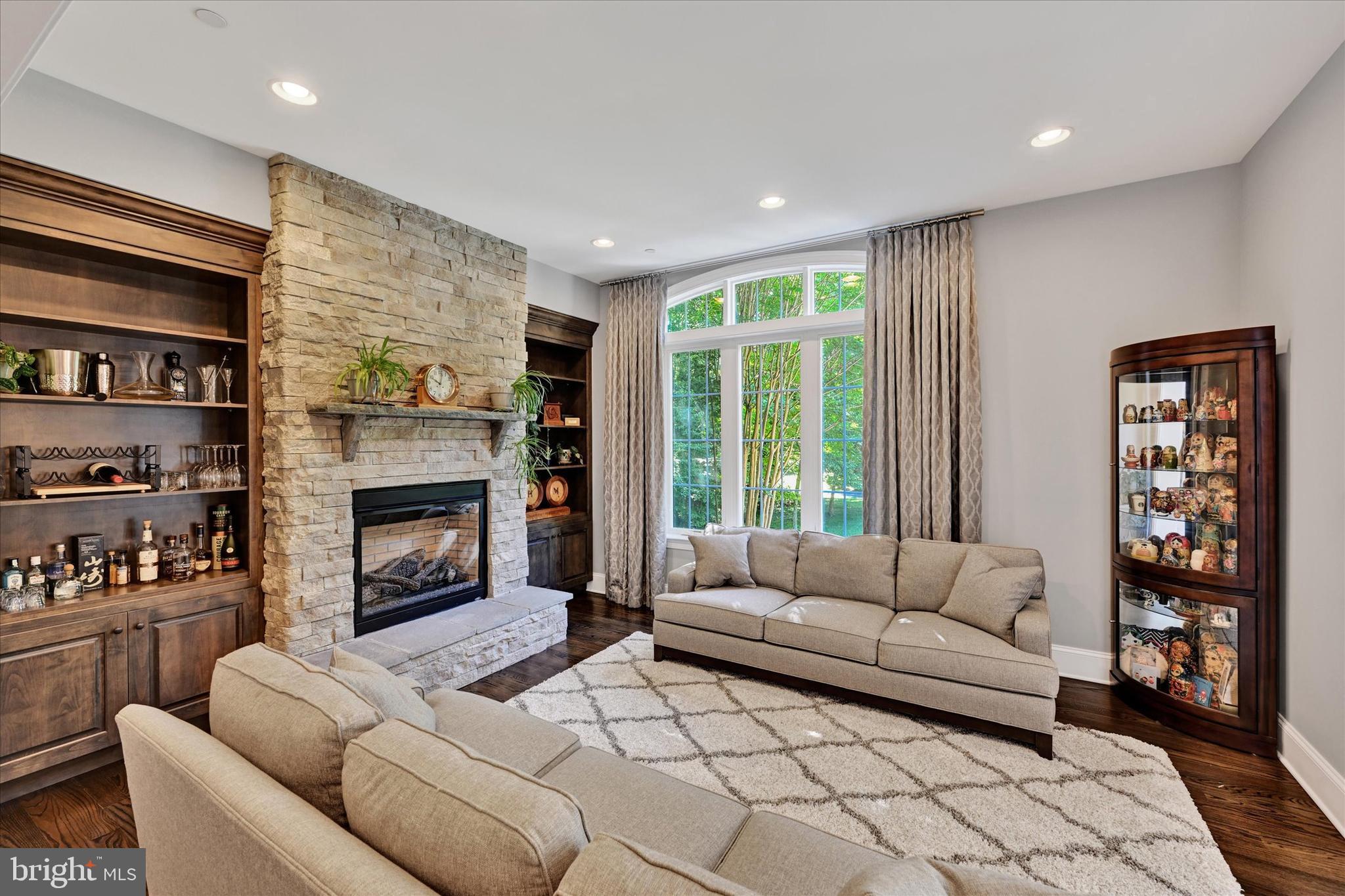 LYONSWOOD - Residential