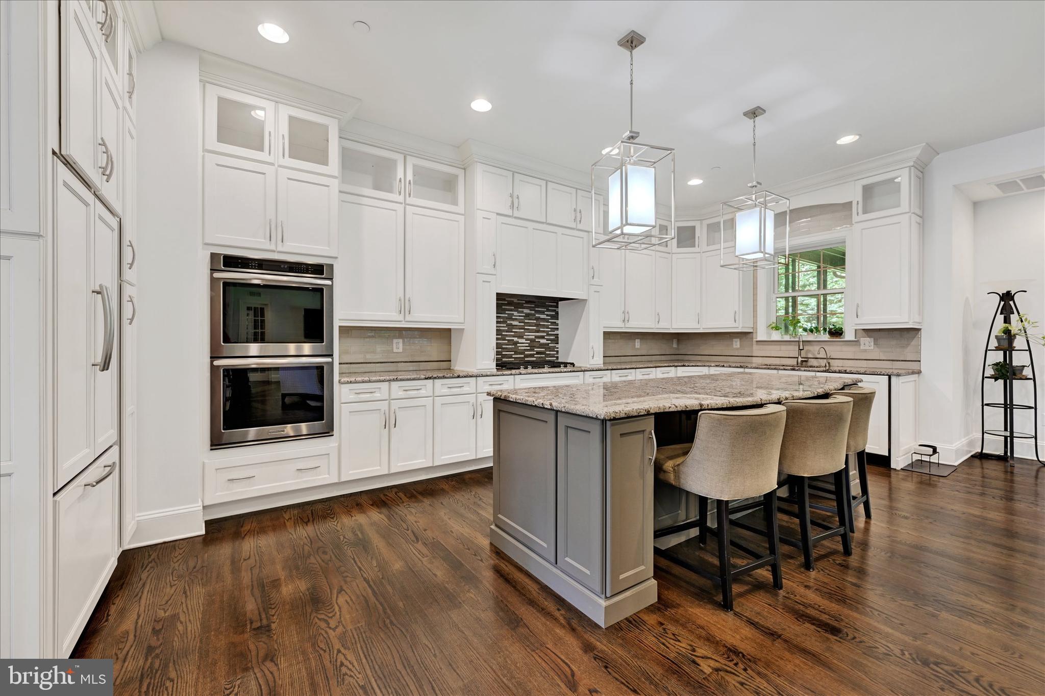 LYONSWOOD - Residential